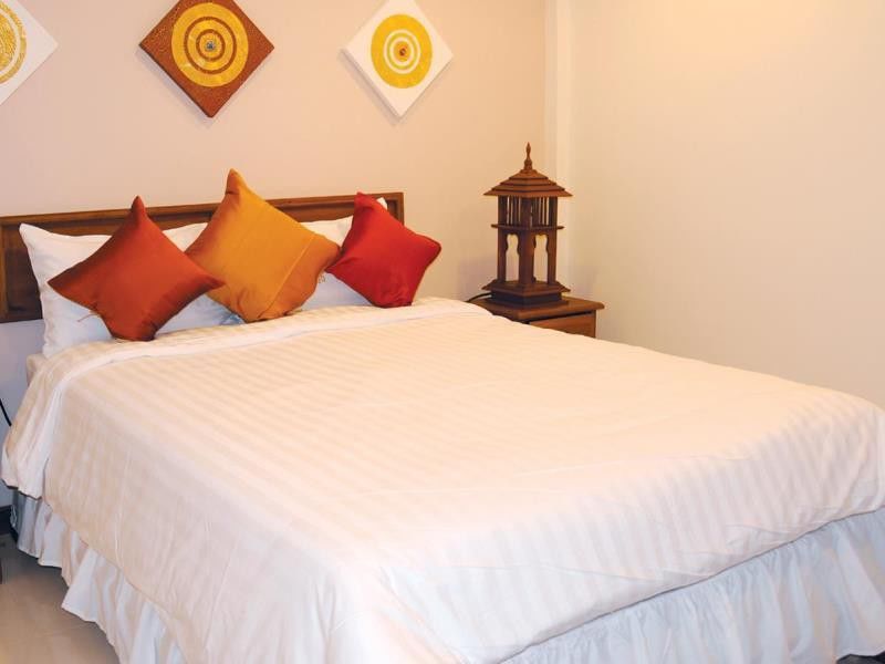 Lullaby Inn Silom Bangkok Exterior foto